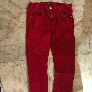 Red skinny jean